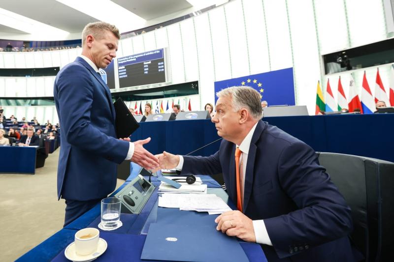 Medián: A közvélemény kutatása szerint a lakosság többsége Magyart alkalmasabb kormányfőnek ítéli meg, mint Orbánt.