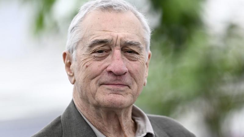 Robert De Niro 29 éves gyermeke, Airyn, transznemű nőként lépett elő, ezzel kifejezve identitását.