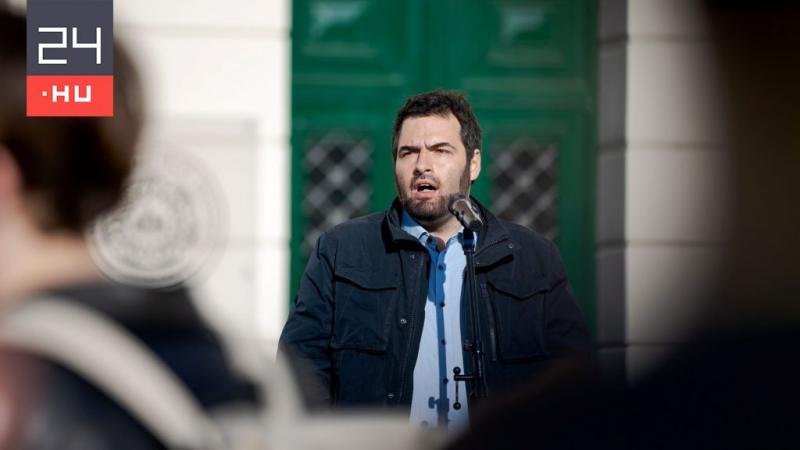 A 2026-os választásokon nem kívánok részt venni – jelentette be Jámbor András. A politikai életből való visszavonulását egyértelműen indokolta, és megosztotta gondolatait a jövőbeli terveiről is. Az esemény kapcsán sokan találgatják, hogy miért hozta meg 