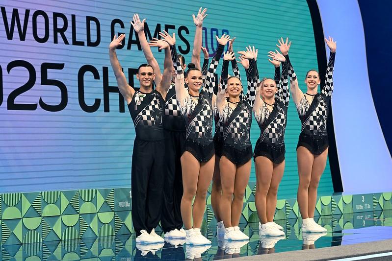 Az aerodance-csoport aranyérmet szerzett a Világjátékokon | M4 Sport

A Világjátékokon a csapatunk kiemelkedő teljesítményt nyújtott, és megérdemelten hozta el az aranyérmet. Az aerodance látványos mozdulataival és precíz koreográfiájával lenyűgözte a köz