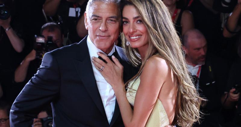 Friss képeken láthatjuk Amal és George Clooney 8 éves ikreit: Ella, a kislányuk, gyönyörű, hosszú hajjal büszkélkedhet.