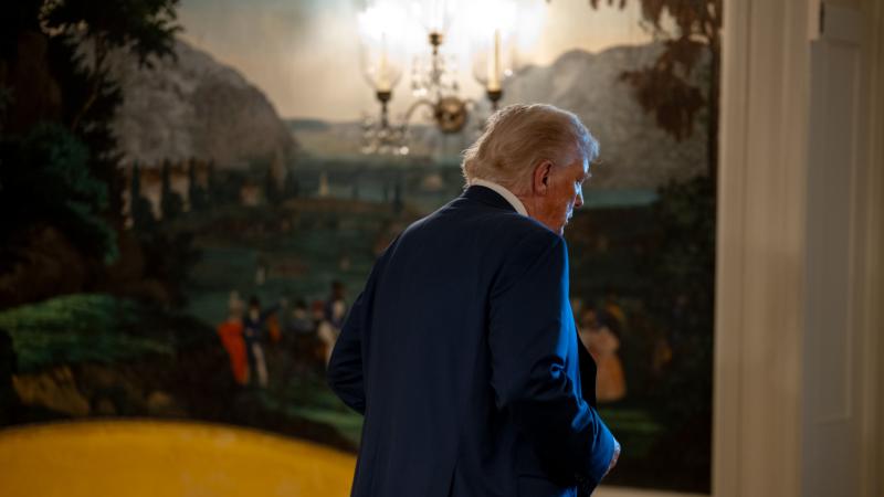 Kiszivárgott információk szerint Donald Trump nem fogja átlépni ezt a kritikus vörös vonalat, ami nagy megkönnyebbülést jelent Oroszország számára.
