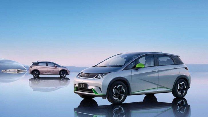 A BYD elektromos járművek piacán folyamatosan felülmúlja a Teslát -- Totalcar