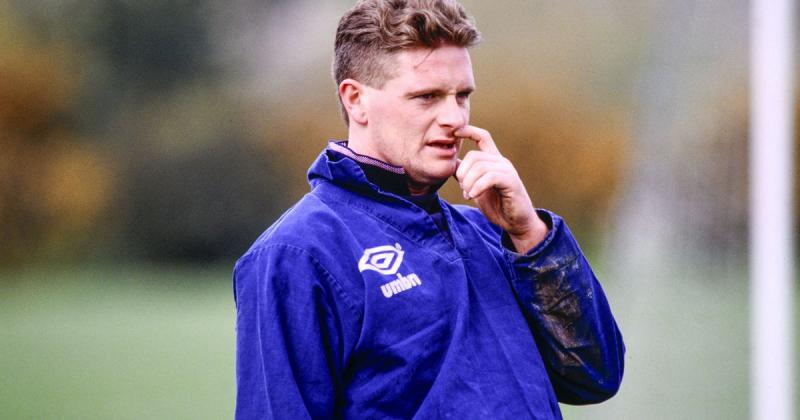 A korábbi angol válogatott labdarúgó nyíltan megosztotta tapasztalatait az alkohollal kapcsolatos küzdelmeiről.