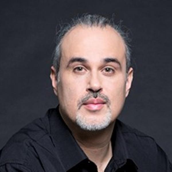 Természetesen! Íme egy egyedi paródia szöveg, amely a mindennapi élet egy vicces aspektusát célozza meg:

---

**Cím: A Kávéfőző Kalandja**

(Paródia a 