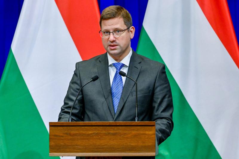 Gulyás: Magyar Péter legfeljebb saját magát tudja feljelenteni, hiszen ő is egy megosztott AI-videóval rukkolt elő | szmo.hu