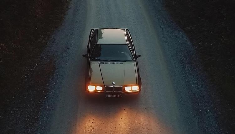 Insura.hu: Az év végi kötelező gépjármű felelősségbiztosítási kampány félidőnél jár, és eddig átlagosan 34 ezer forintos díjjal kötöttek új szerződéseket.